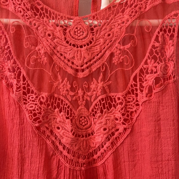 Entro Tank Top - Picture 2 of 4